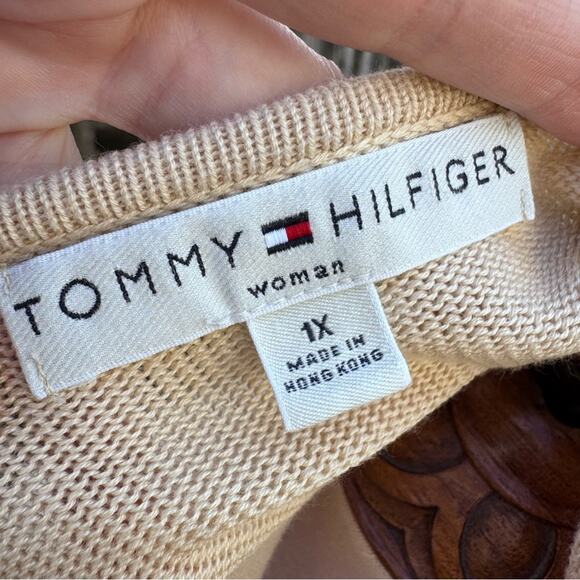 Tommy Hilfiger Beige V-Neck Button Up Sweater Cardigan Women's 1X - Picture 8 of 8